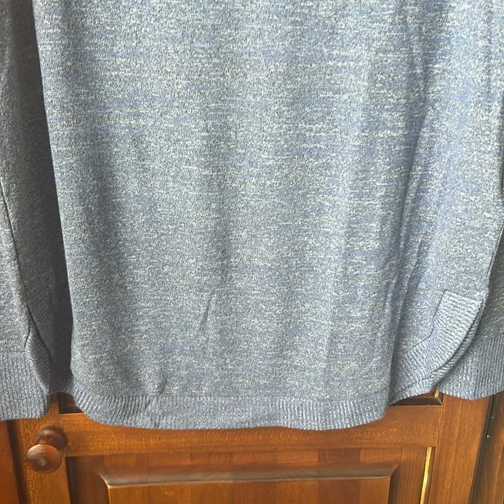 Ladies Gap Lightweight Sweater